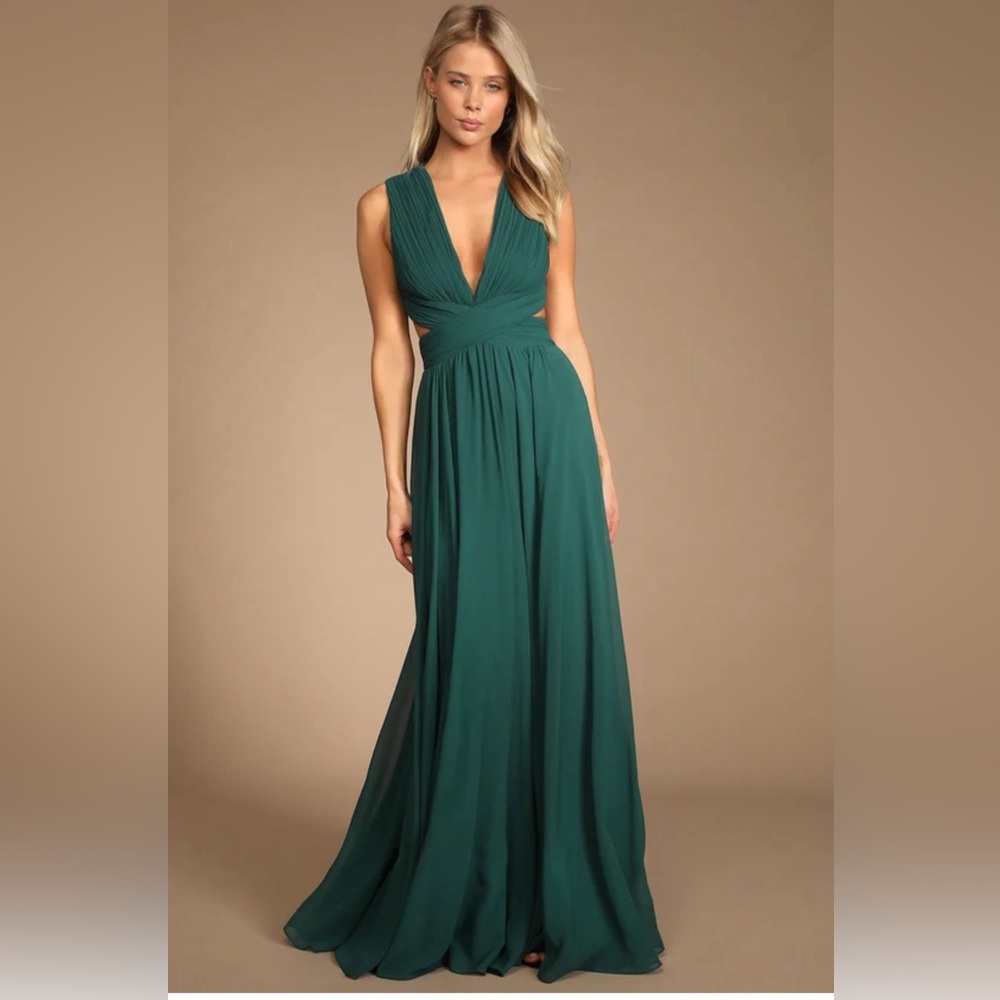 Vivid Imagination Emerald Green Cutout Maxi Dress
Lulus